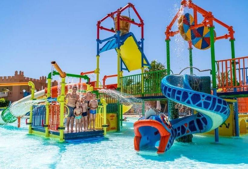 استراحتگاه Utopia Beach Club