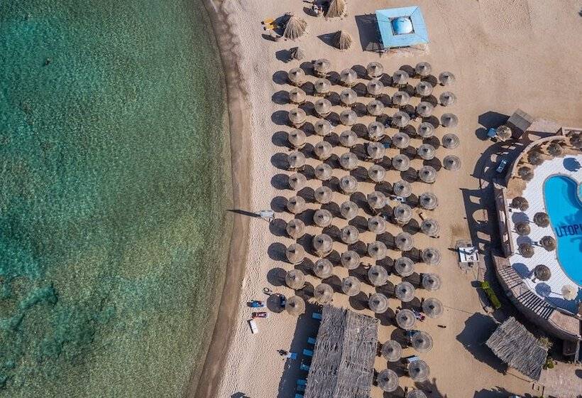 استراحتگاه Utopia Beach Club