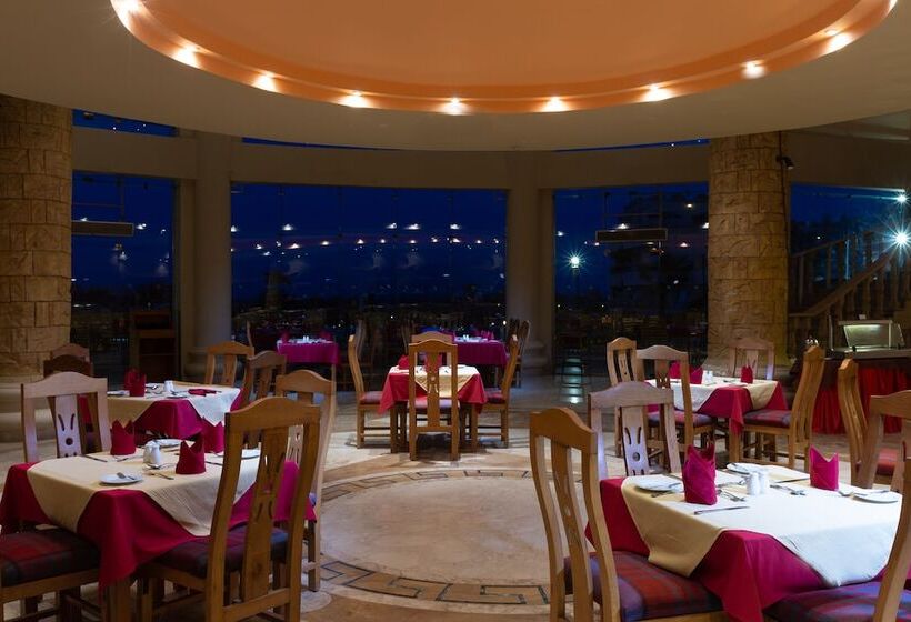 استراحتگاه Utopia Beach Club