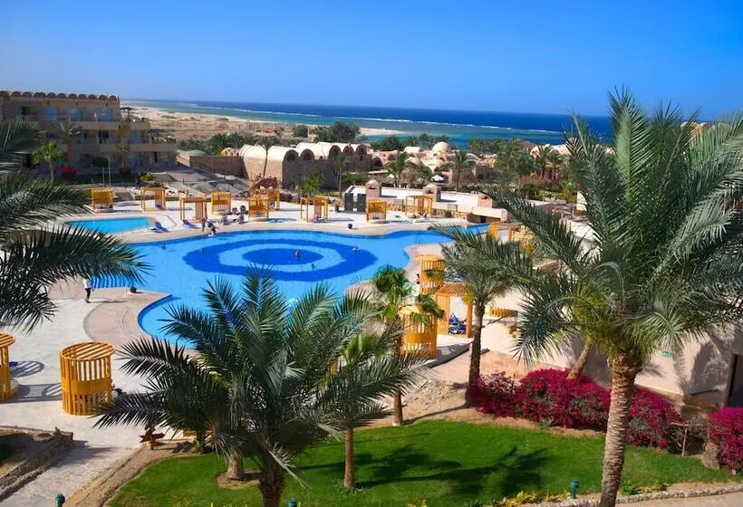 استراحتگاه Utopia Beach Club