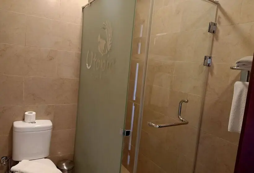 استراحتگاه Utopia Beach Club