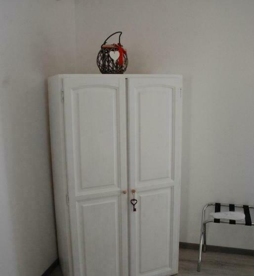 تختخواب و صبحانه La Fortezza