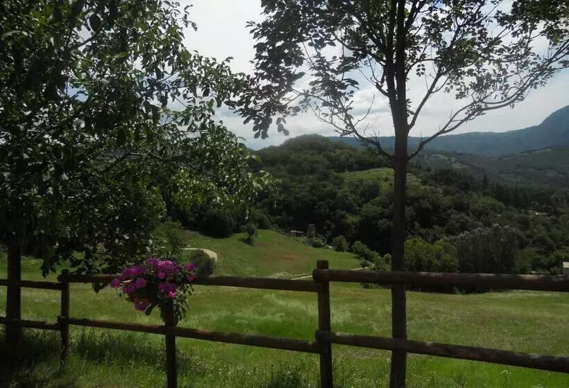 هتل Agriturismo Lusani
