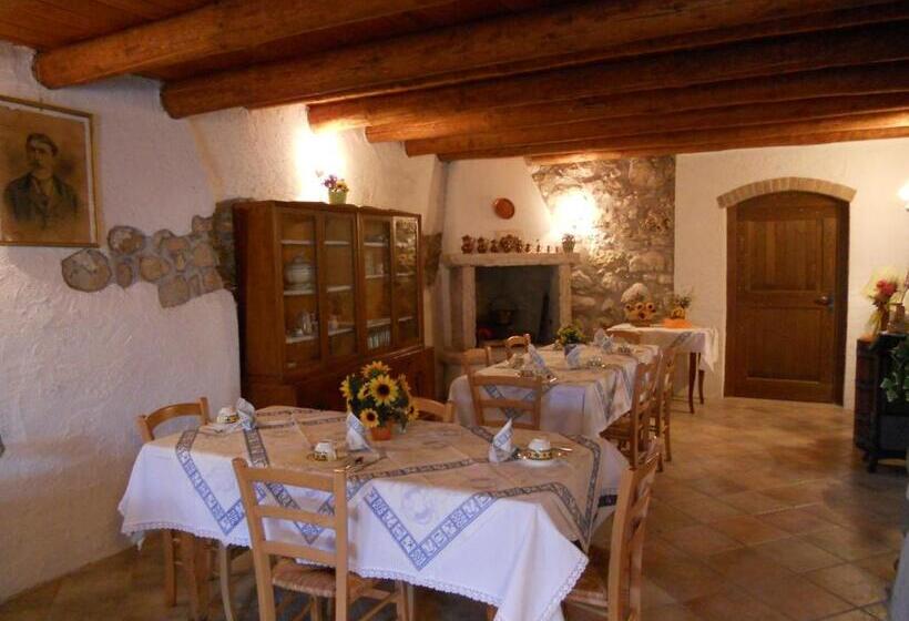 בית מלון כפרי Agriturismo Lusani