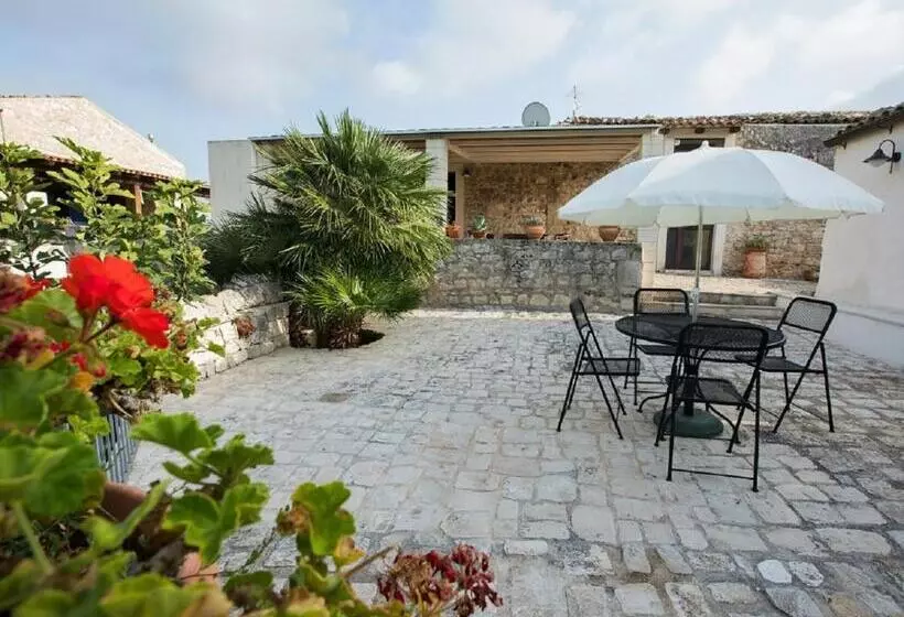 ホテル Agriturismo Villa Flavia