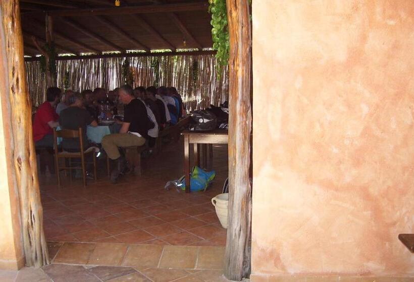 فندق Fumu Ludurru Farm Stay