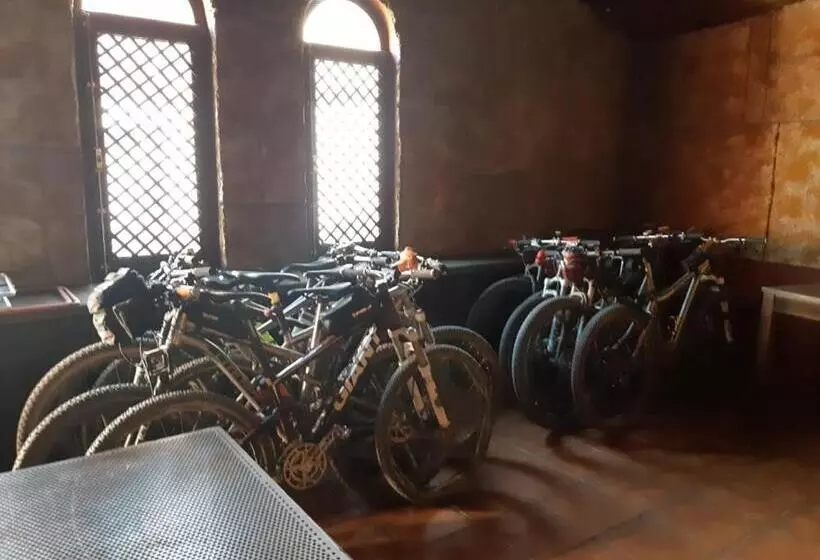 پانسیون Hostal Plaza Mayor