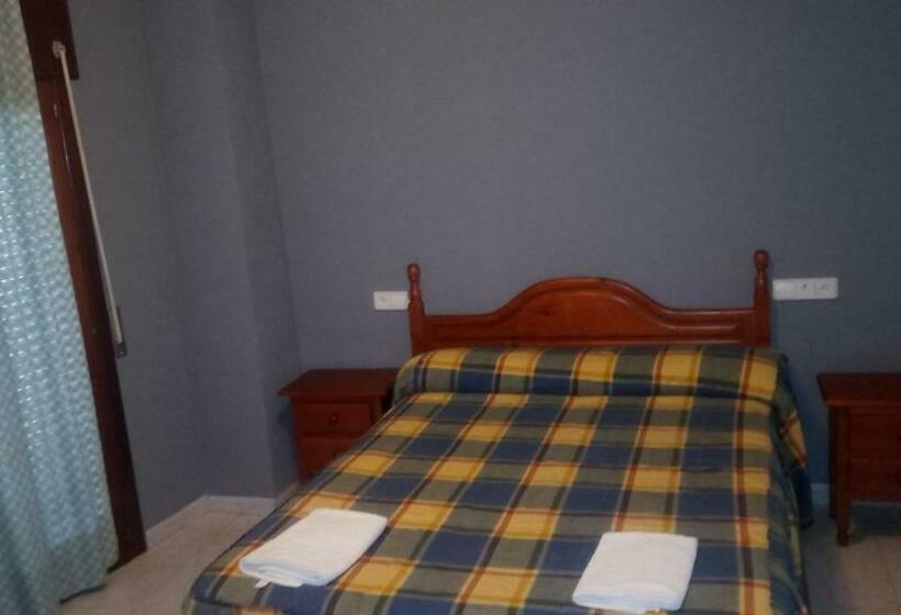 بنسيون Hostal Restaurante San Millan