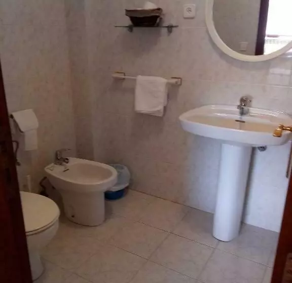ペンション Hostal Restaurante San Millan