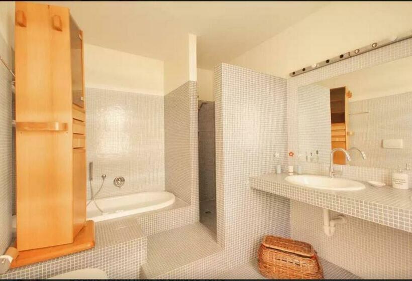 بنسيون I Fiori Di Miranda