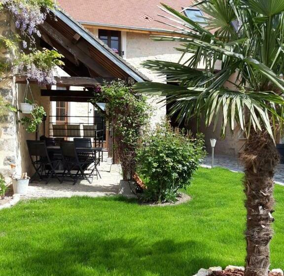 بنسيون Ilot Bonheur