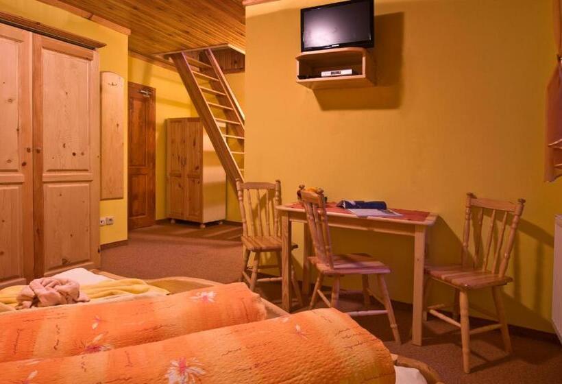 펜션 Penzionharmonia Eu