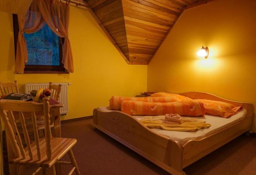 펜션 Penzionharmonia Eu