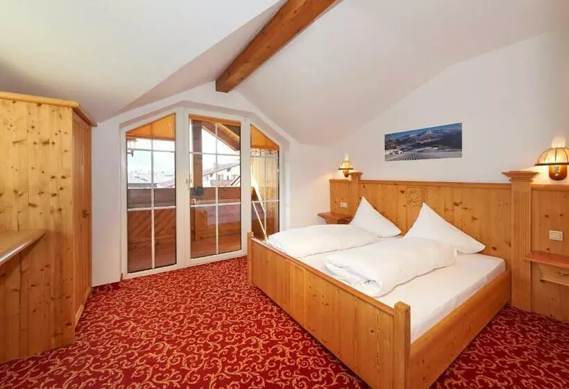 Aparthotel Paradies   Schrempfgut