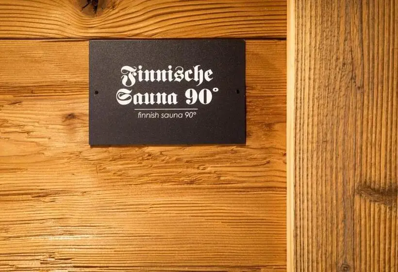 Aparthotel Paradies   Schrempfgut