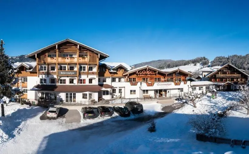 Aparthotel Paradies   Schrempfgut
