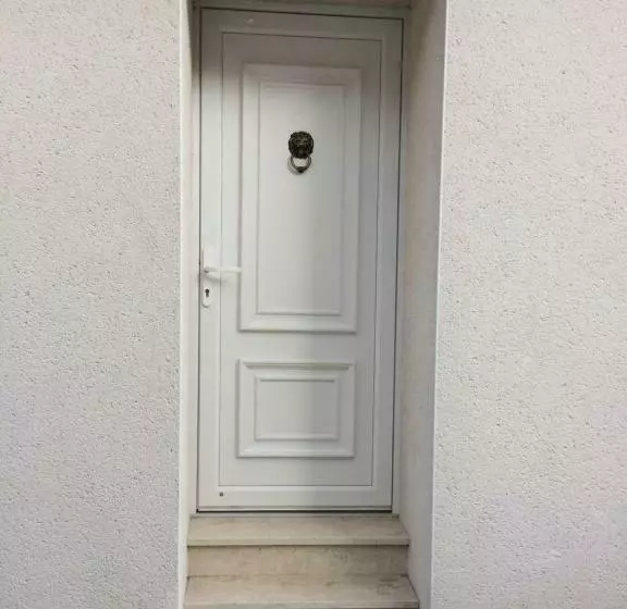 ベッドアンドブレックファースト Chambres D Hotes Karine Smej