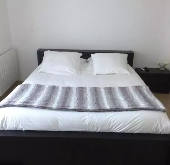 ベッドアンドブレックファースト Chambres D Hotes Karine Smej