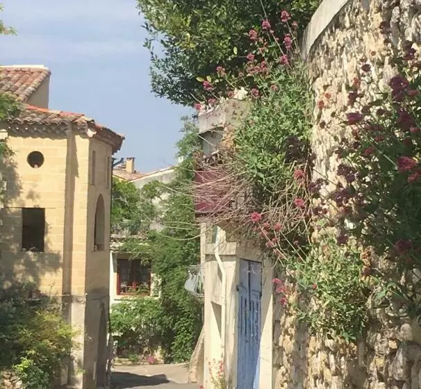 ベッドアンドブレックファースト Nid D Artiste