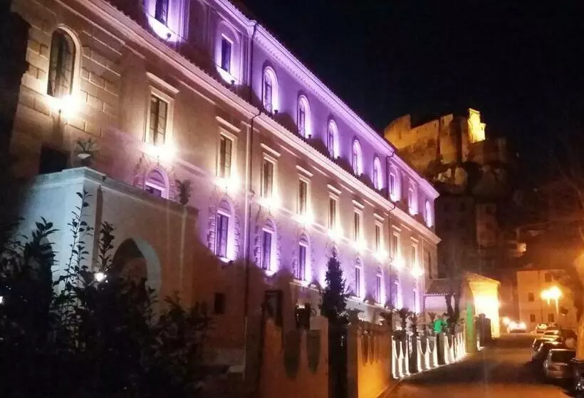 Aamiaismajoitus (B&B) Palazzo Moraschi Subiaco