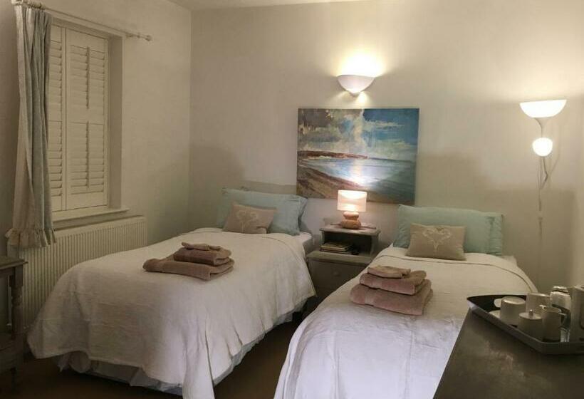 צימר Smallbrook Cottage