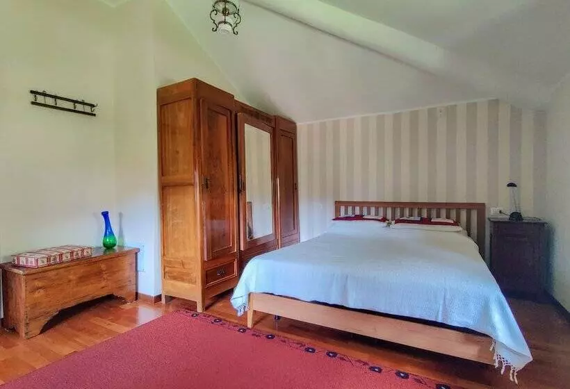 تختخواب و صبحانه Villa Laura