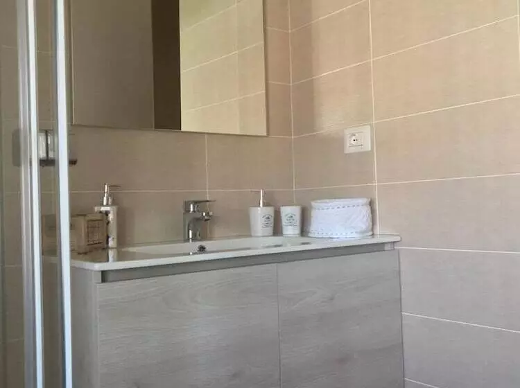 تختخواب و صبحانه Villa Laura