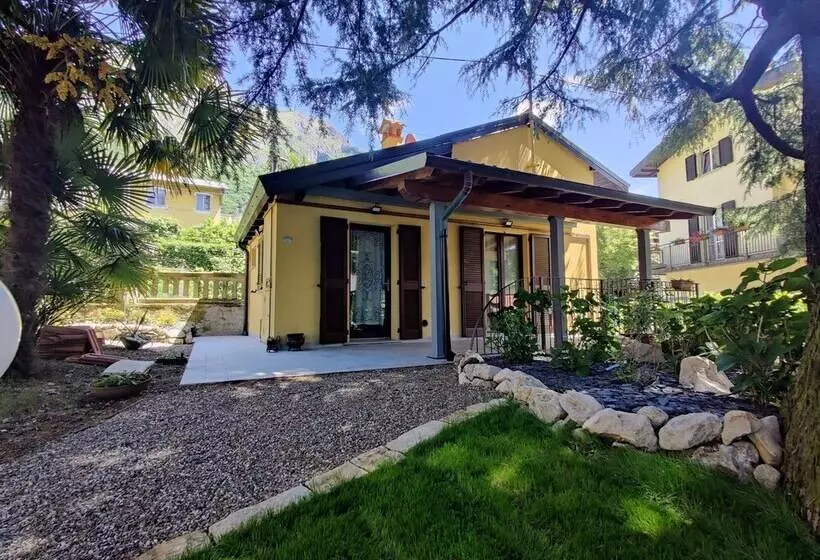 تختخواب و صبحانه Villa Laura