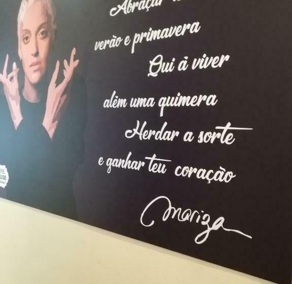 Pensão Divine House Of Graça