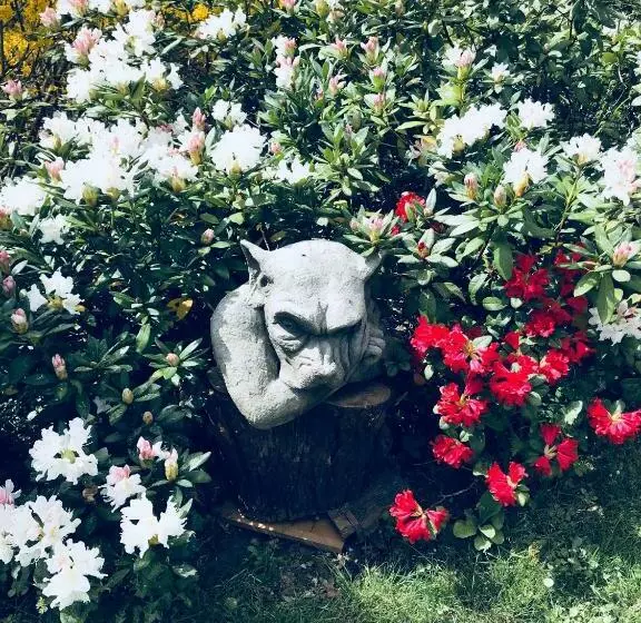 ペンション Haus Am Wald