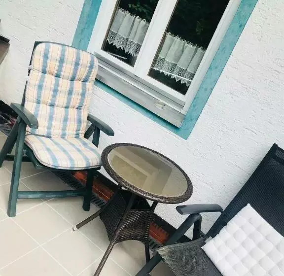 ペンション Haus Am Wald