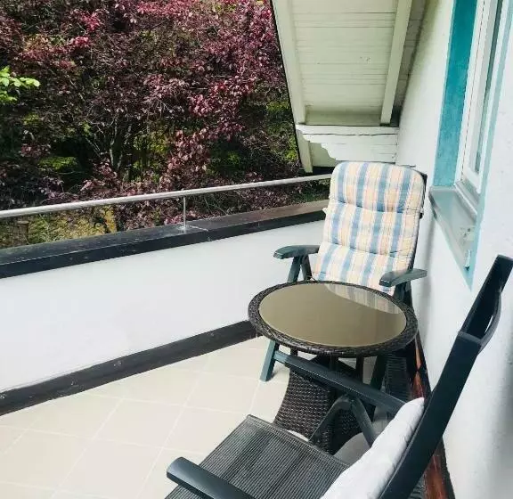 ペンション Haus Am Wald