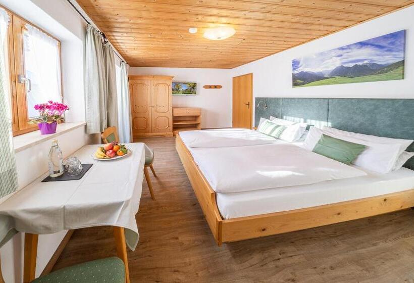 ユースホステル Frühstückspension Gästehaus Zum Weissen Rössl