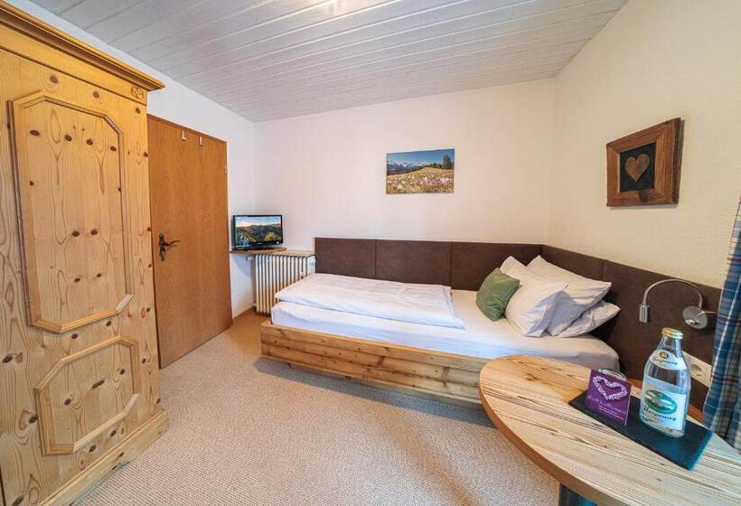 ユースホステル Frühstückspension Gästehaus Zum Weissen Rössl