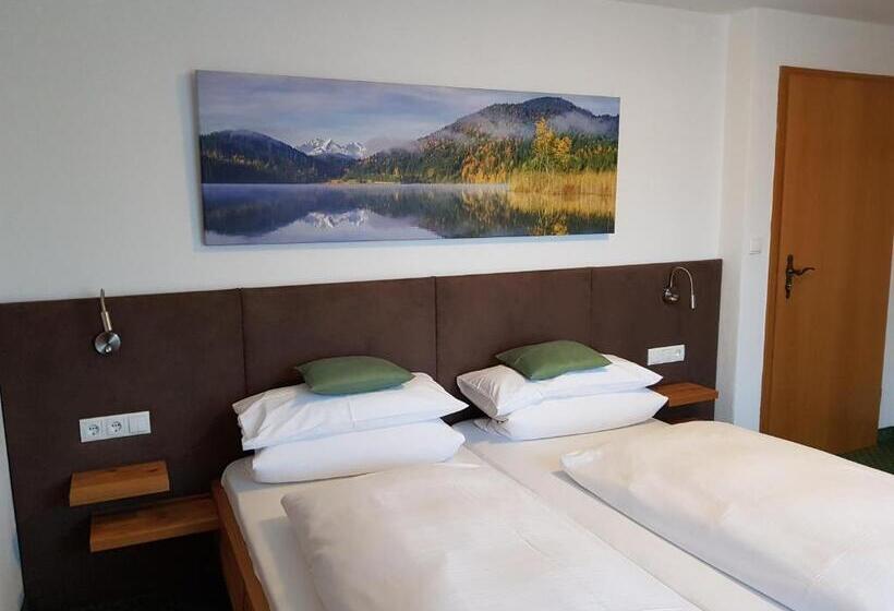 ユースホステル Frühstückspension Gästehaus Zum Weissen Rössl