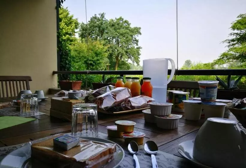 B&b Il Glicine Di Basiglio