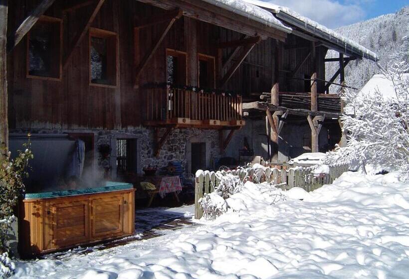 住宿加早餐  Chambre D Hôtes La Ferme D En Bas