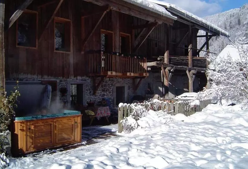 تختخواب و صبحانه Chambre D Hôtes La Ferme D En Bas