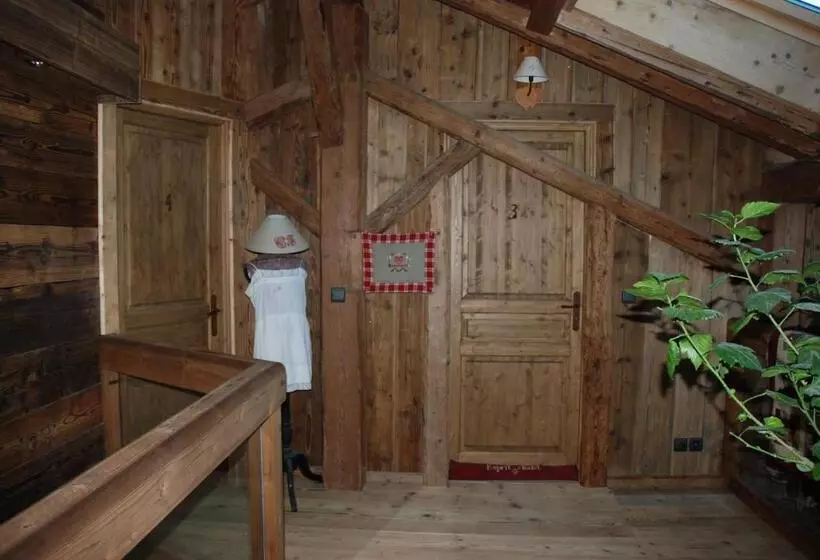تختخواب و صبحانه Chambre D Hôtes La Ferme D En Bas