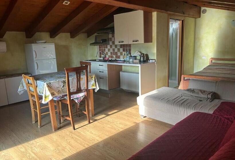 تختخواب و صبحانه Country House La Montagnola