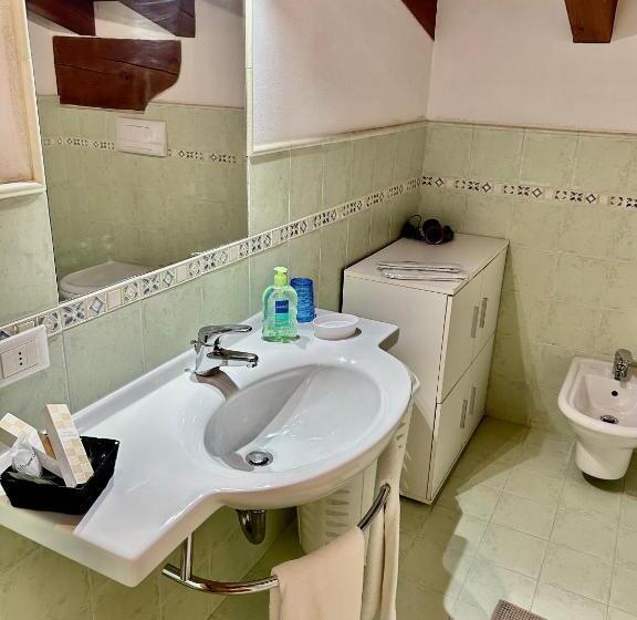 تختخواب و صبحانه Country House La Montagnola