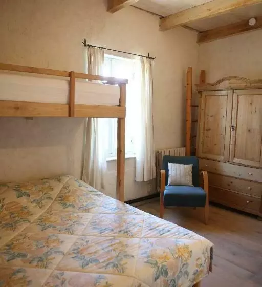 ベッドアンドブレックファースト Le Couvent De Neuviale