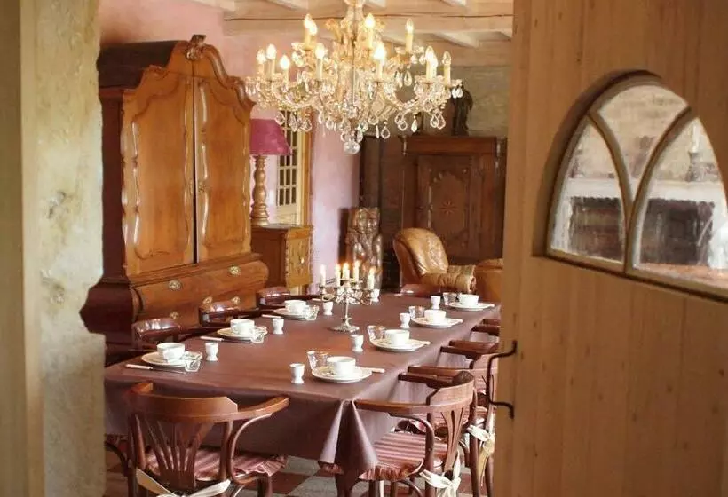 ベッドアンドブレックファースト Le Couvent De Neuviale