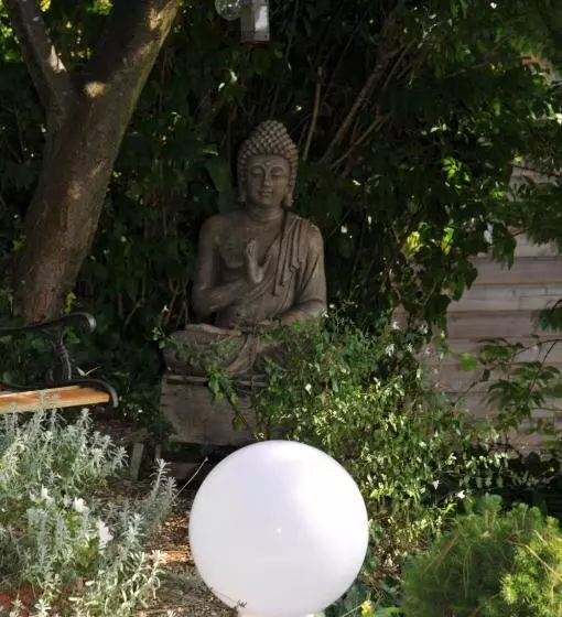 Aamiaismajoitus (B&B) Les Chambres Du Chat Perché