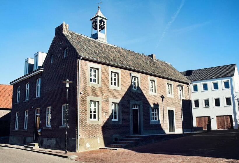 ホテル Maison Village