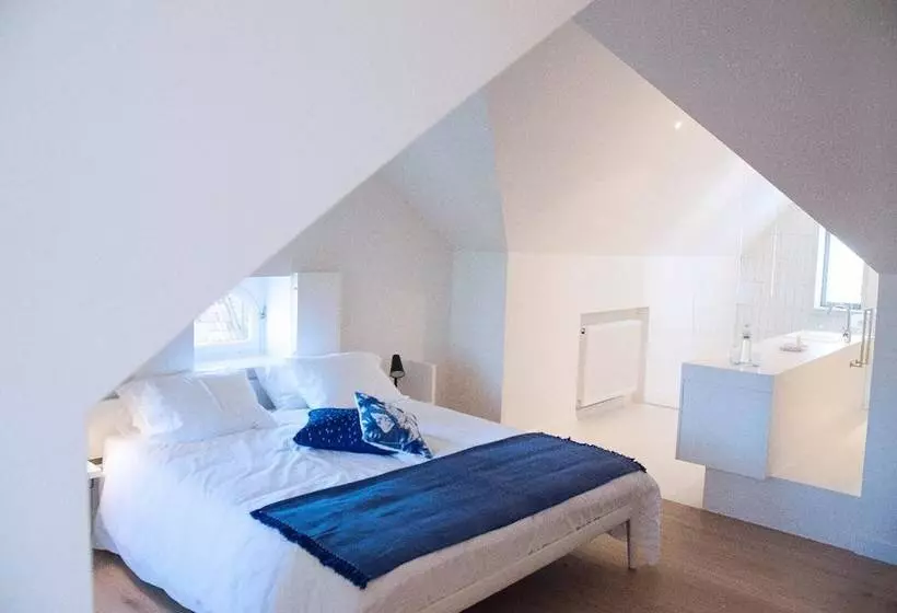 ホテル Maison Village