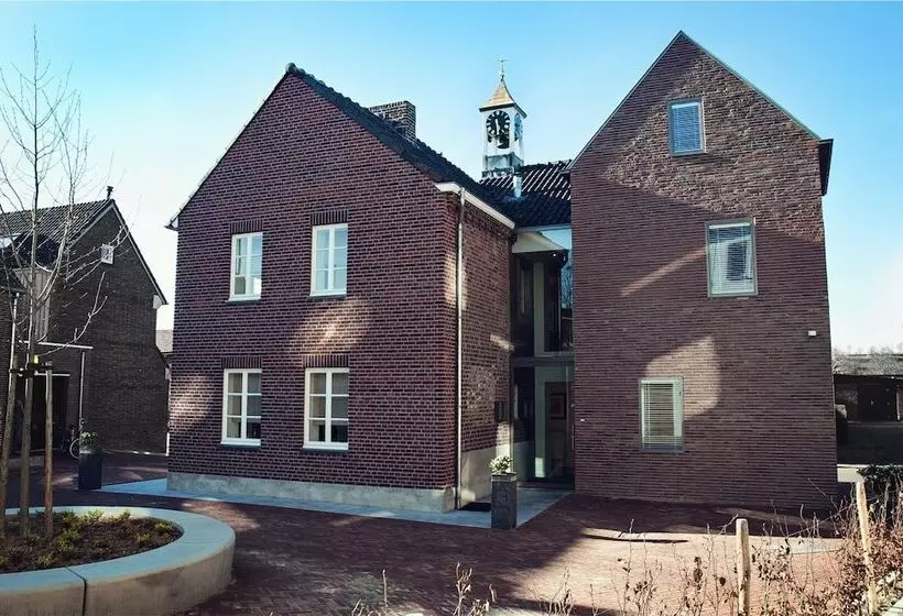 ホテル Maison Village