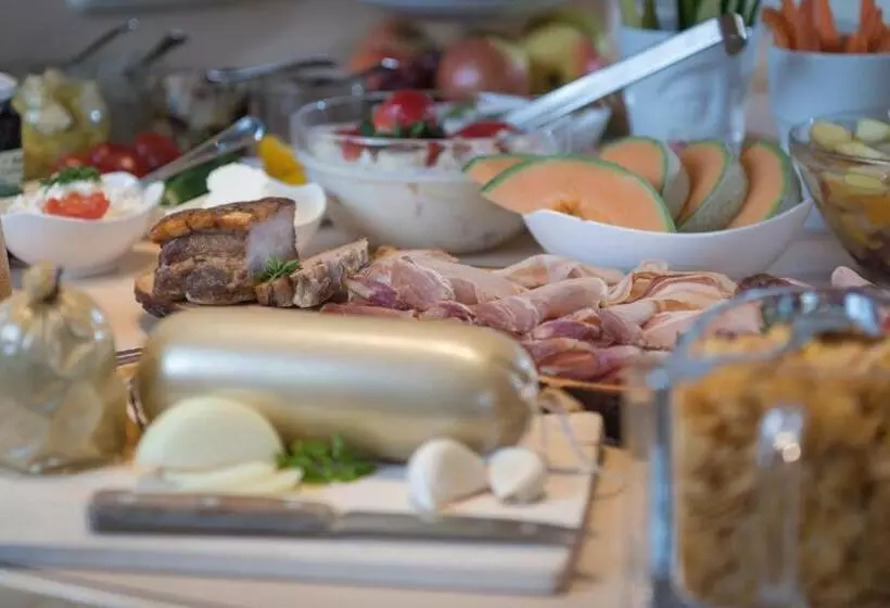 ペンション Bauernhof Hoenigshof