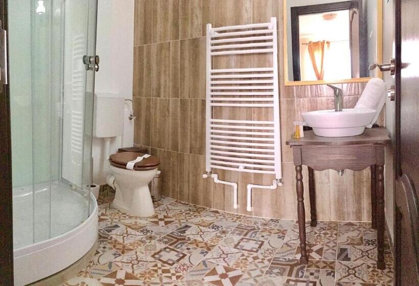 ペンション Hanu Lu Mos Opinca