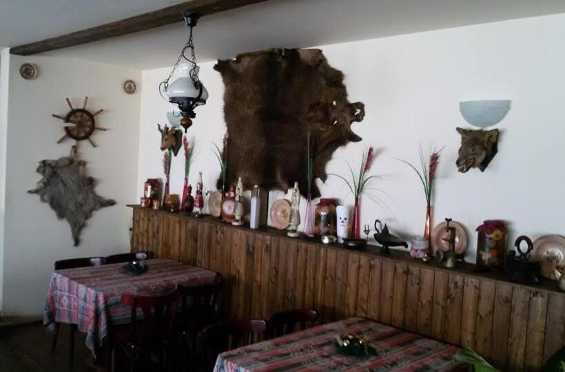 ペンション Hanu Lu Mos Opinca